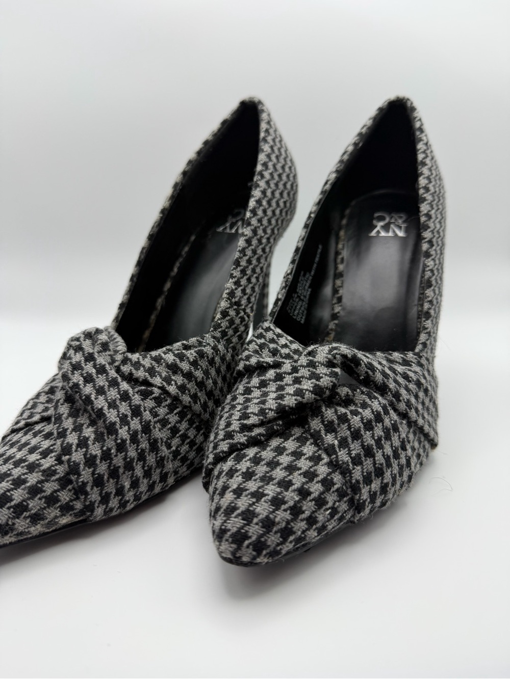 New York & Company Black & White Houndstooth Knot Pumps